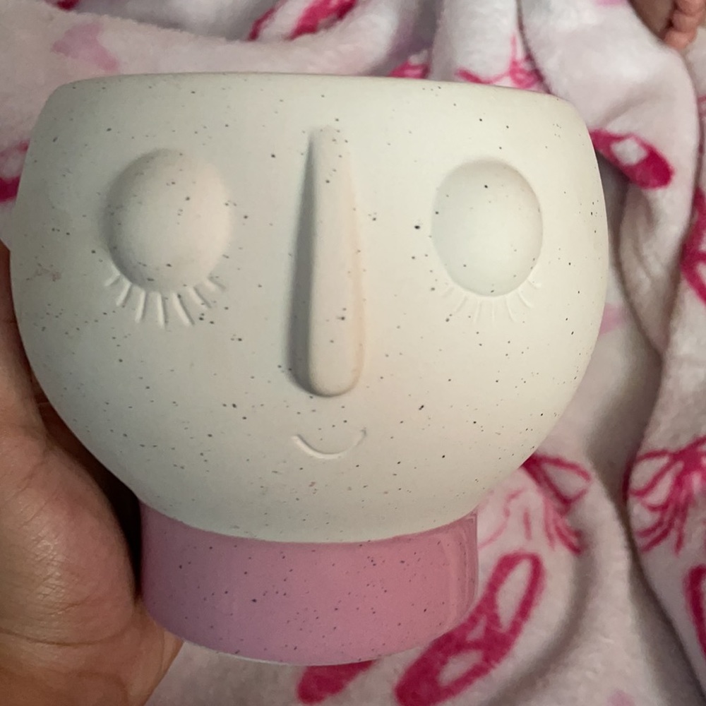 COPY - Bath and body work candle holder
